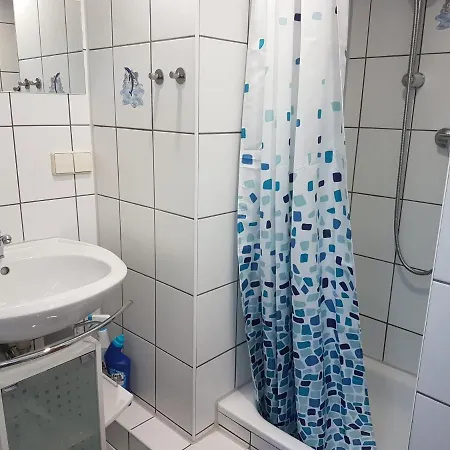 Ruhige Karlsruhe: Ideal Für Monteure Und Geschäftsreisende Apartment